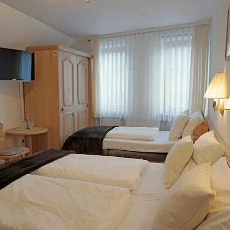 Krone Hotel *